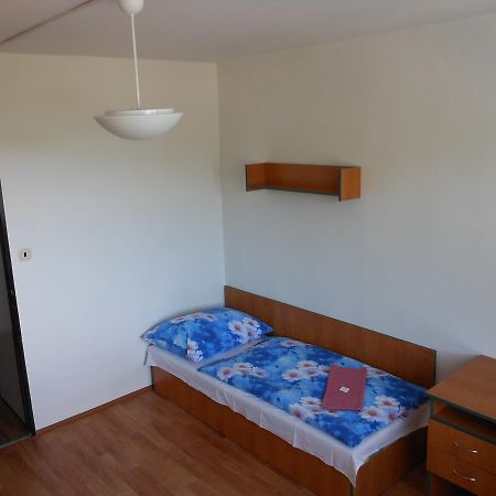 Koleje Ujep Vandrerhjem Ústí nad Labem Eksteriør bilde